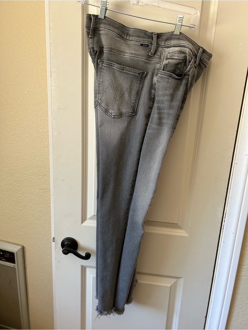 MOTHER Gray Skinny Jeans The Insider Crop Pointy Fray